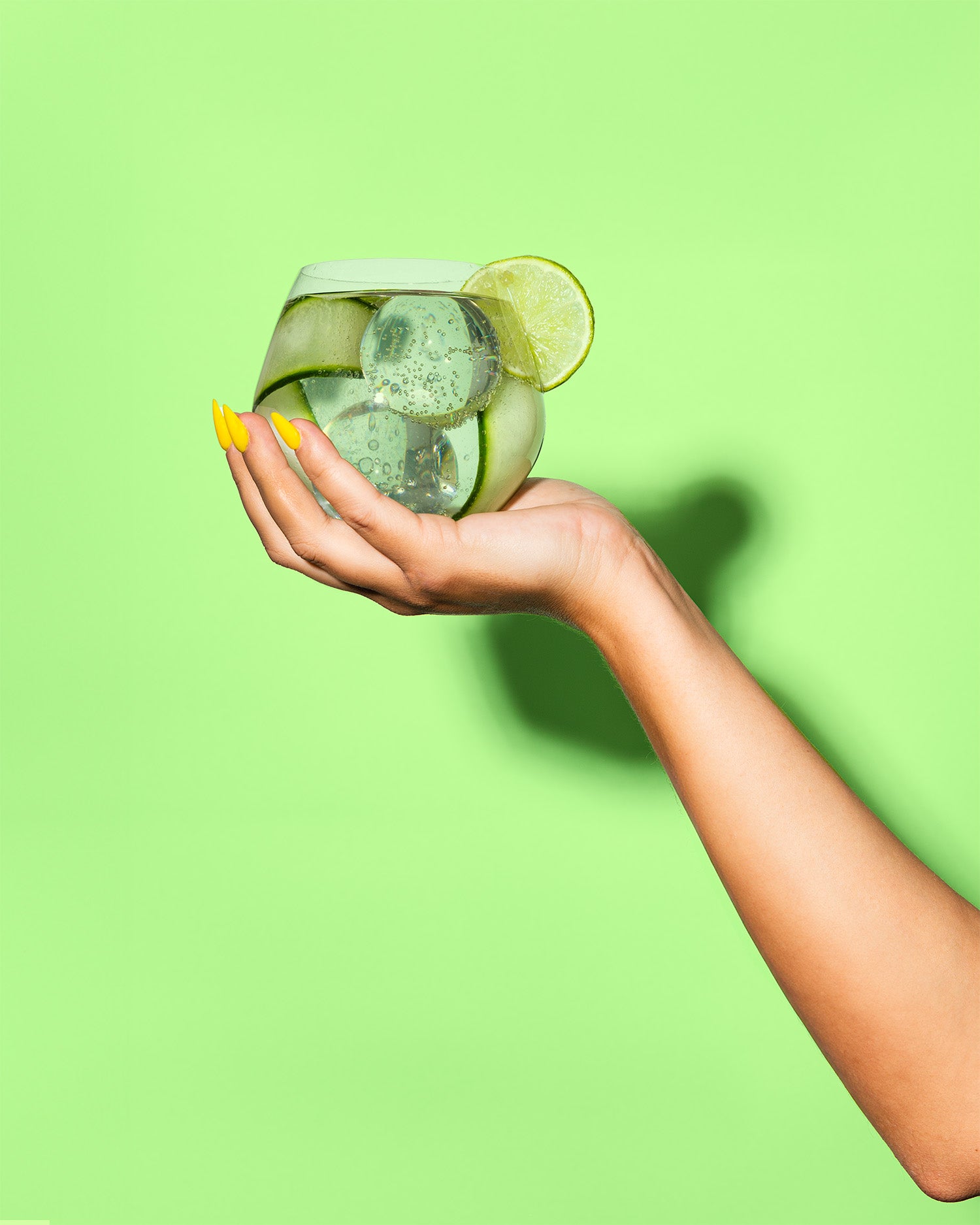 Social Sip Round ICE