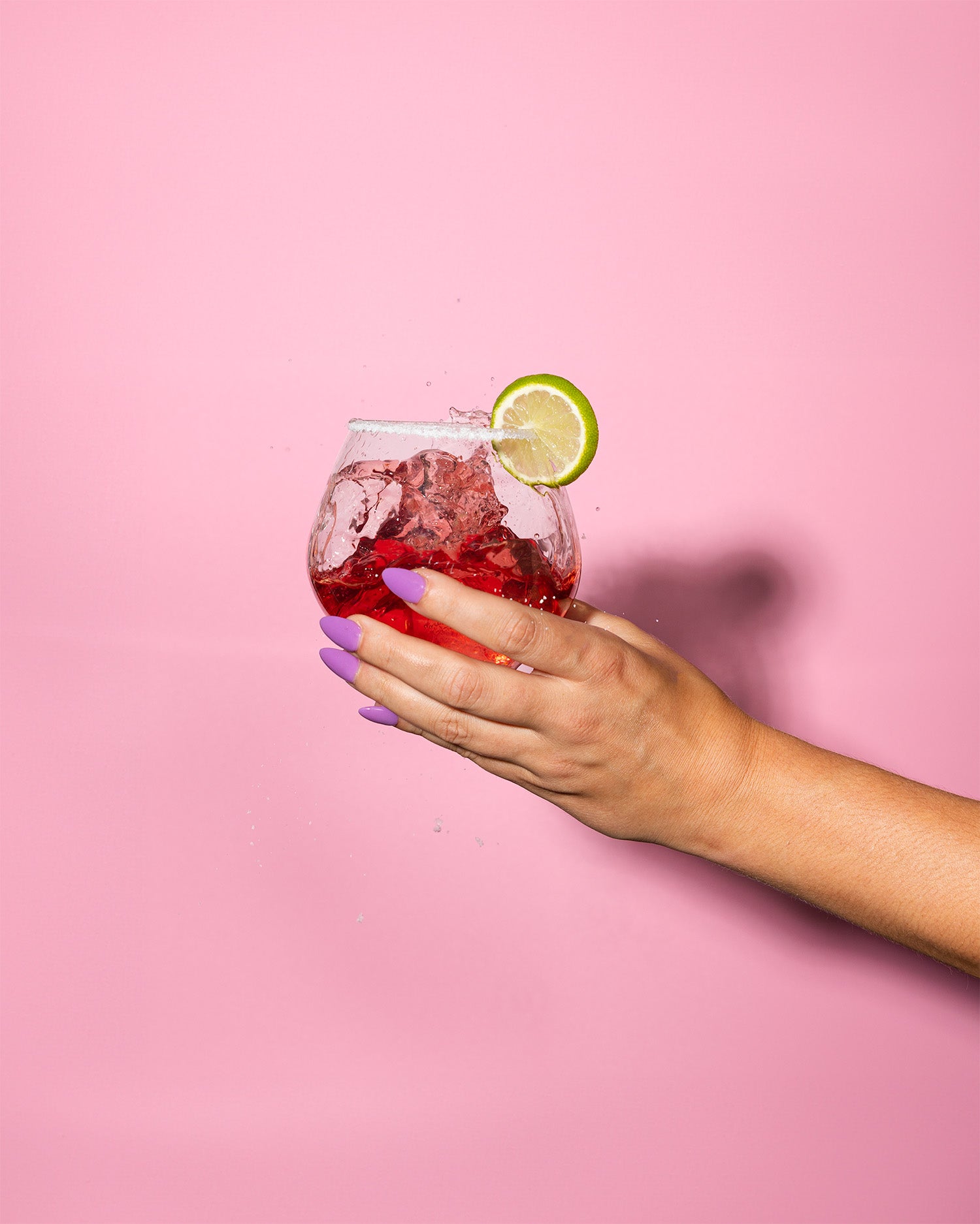 Social Sip Round ICE
